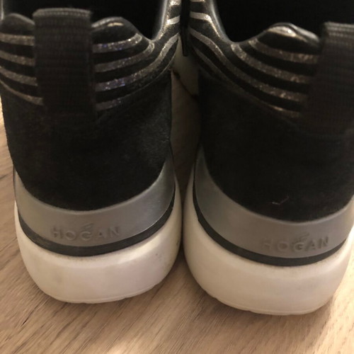 Hogan sneakers used, black, sizes 40-41, repaired decorative details