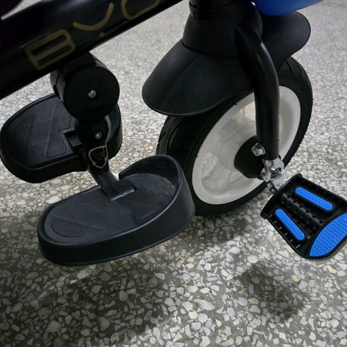 Byox Flexy Lux foldable kids tricycle new for over 1 year old