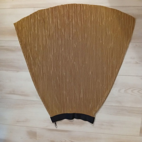 Gold Pleated Skirt one size, new by JusTop