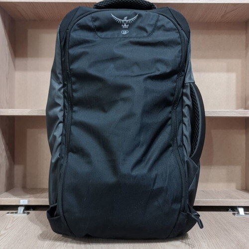 Osprey Farpoint 40L Hiking and Travel Backpack new, black