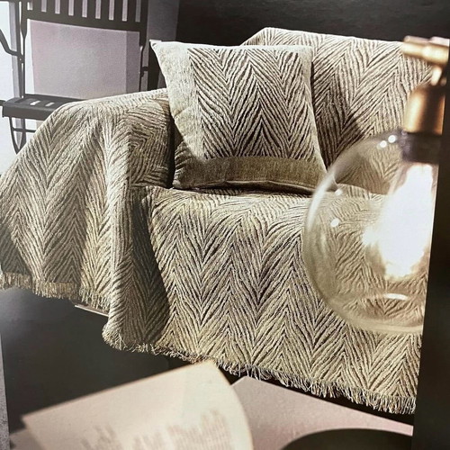 Set of 3 throws with 1 pillowcase new
