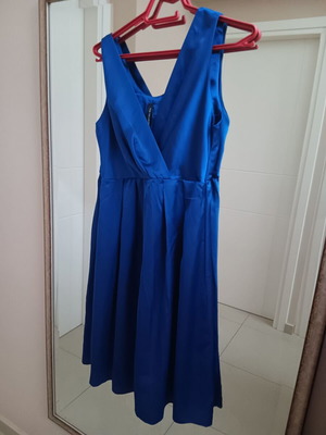 Blue satin dress size M like new