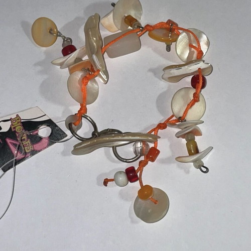 Bracelet with shells and beads new, beige multicolor