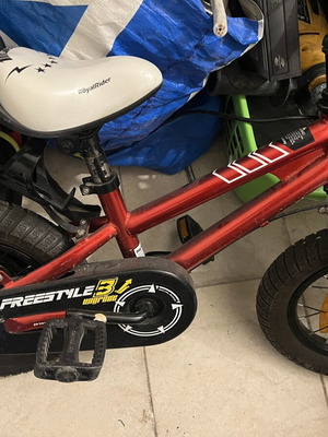 Freestyle 12 Red children's bike like new, steel frame