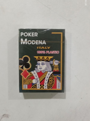 Τράπουλα Μόδεννα κόκκινη καινούργια, πλαστική