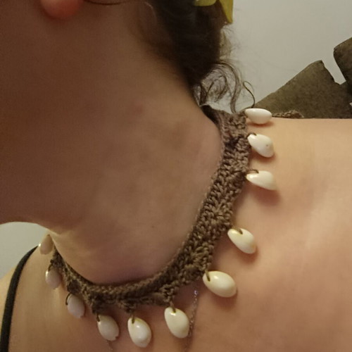 Handmade braided necklace with shells, new, brown