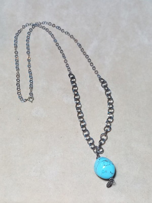 Silver necklace with turquoise stone and silver feather, new
