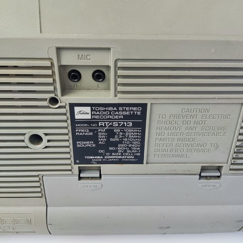 Toshiba RT-S713 vintage boombox used for service or decoration