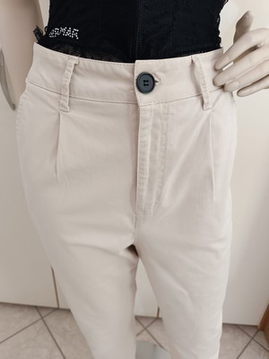 Bershka women's beige high-waisted elastic pants with pleats, like new, size M