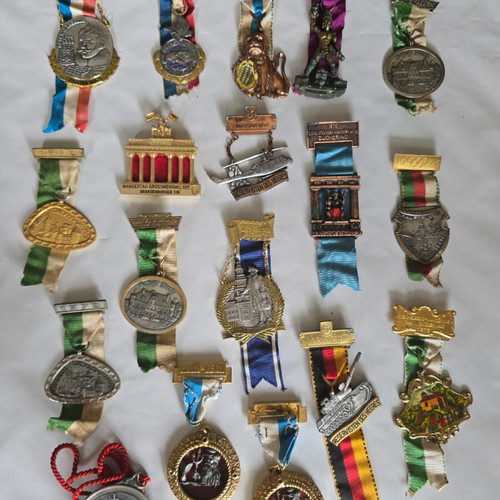 Vintage German Wandertag medal collection like new, 18 pieces