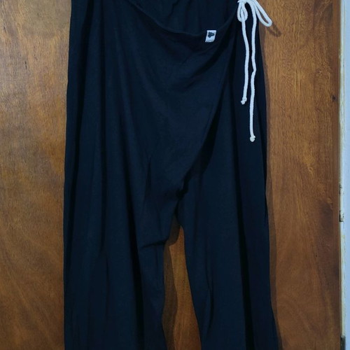 Cotton pants used with elastic, medium size, black color