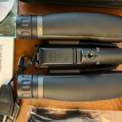 Rollei binoculars with digital camera new 8x32