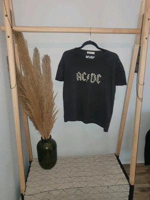 T-shirt AC/DC μεταχειρισμένο, Stradivarius, μέγεθος S, γκρι