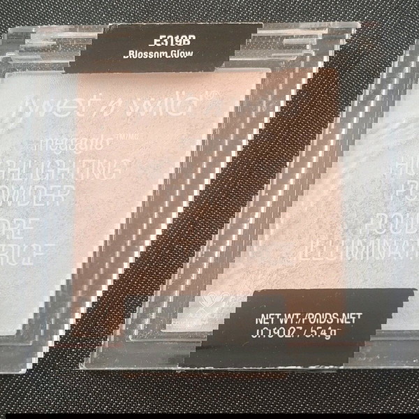 Wet N Wild  - MegaGlo - Highlighter