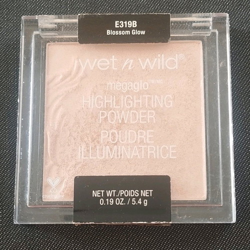 Wet N Wild MegaGlo highlighter like new