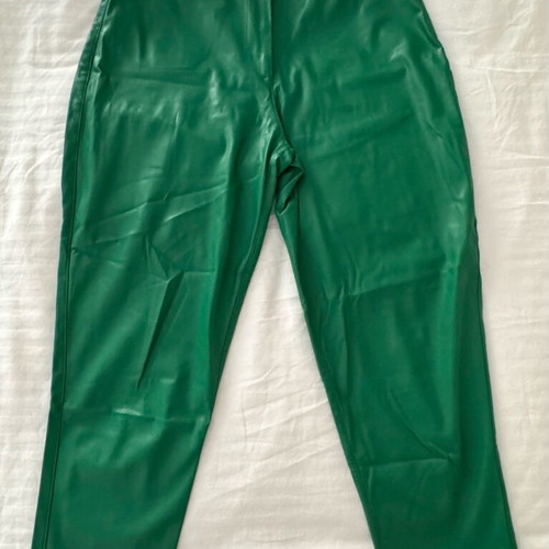 Dolce Domenica leather pants emerald green size Medium like new