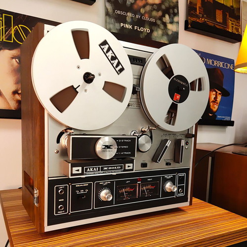 Akai X-201D Vintage Reel to Reel Tape Recorder used, 3-motor auto-reverse
