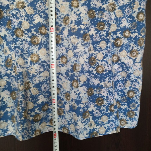 Outfit women's shirt with short sleeves like new, size 4XL, white and blue