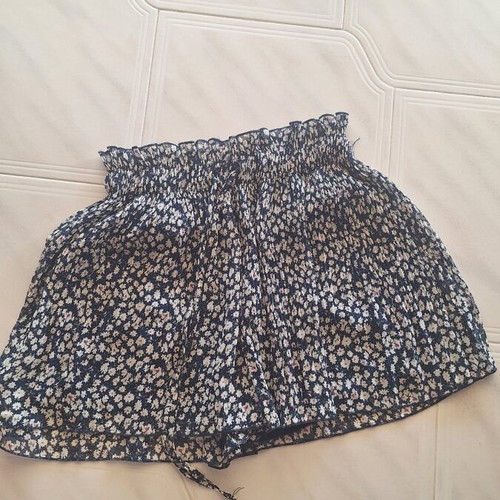 Pink Woman Floral Skort with Elastic Waist Size S like new