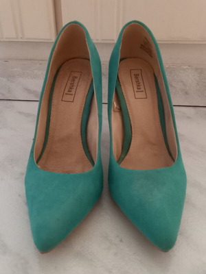 Γόβες Bershka τιρκουάζ 37 like new