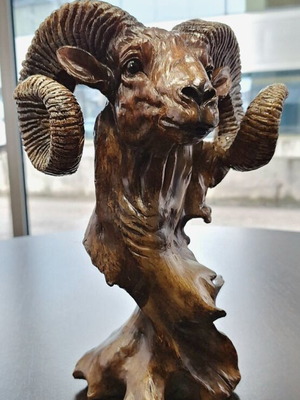 Ram Figurine 30 cm new, resin souvenir sculpture