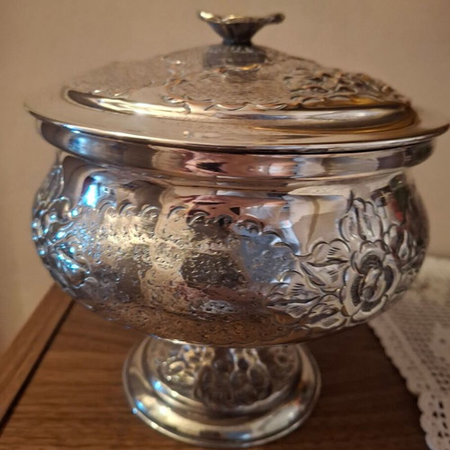 Silver-plated footed fondue pot