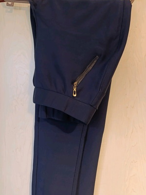 Women's blue leggings like new, elastic and shaping, size XXXL