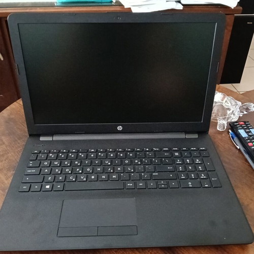 HP Laptop 15-rb0xx like new