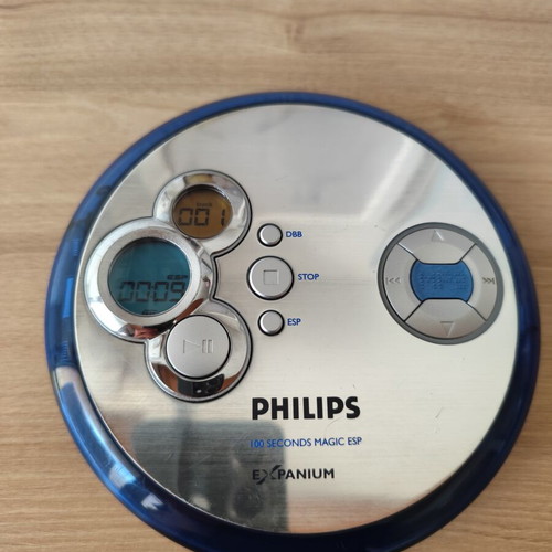 Philips EXP2461 portable CD and MP3-CD player like new