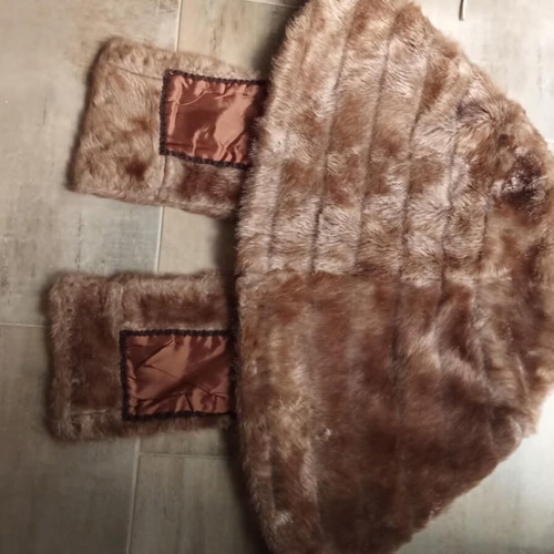 Etol fur coat size M new, brown with satin lining