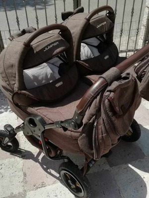 Double baby stroller like new, reclines and sits