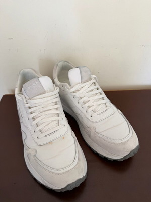 Παπούτσια Michael Kors ανδρικά αθλητικά μεταχειρισμένα, άσπρα 42