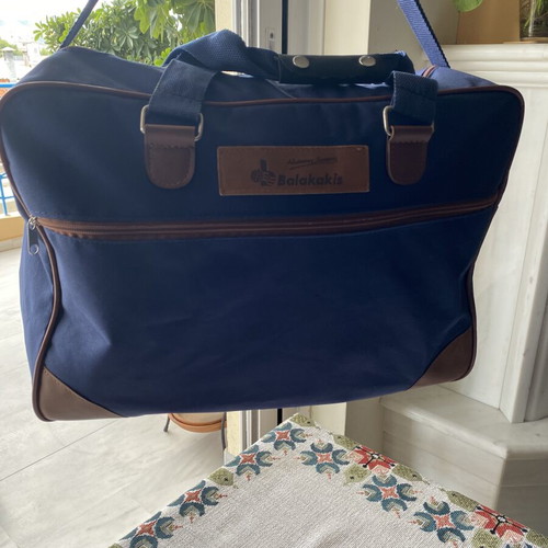 Large promotional travel backpack like new, ideal carry-on size