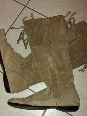 Beige suede boots used with fringes size 39-40