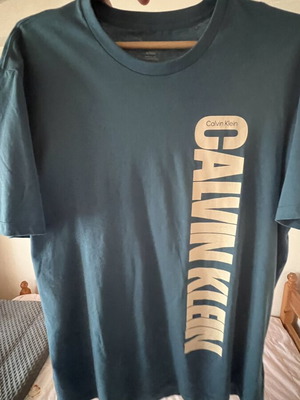 Calvin Klein T-shirt XL σαν καινούργιο
