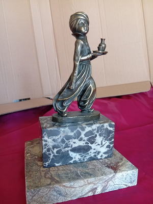 Philhellenic bronze statue on marble base, like new