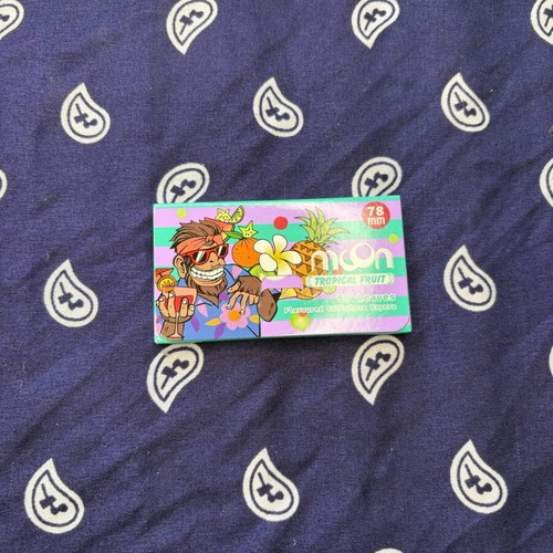 Moon transparent rolling papers with Tropical Fruit flavor 78mm new, 50 leaves