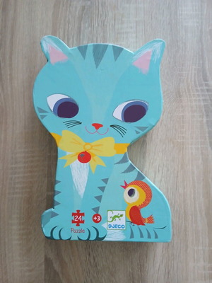 Cat puzzle like new, suitable for children 3 years old