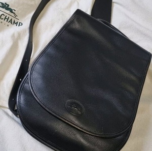 μαυρο σακιδιο Longchamp