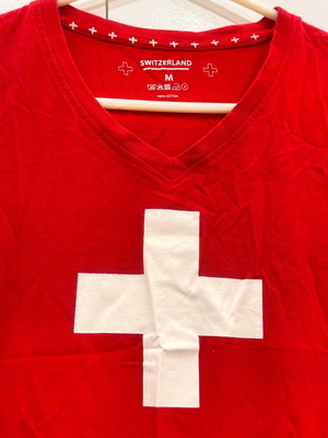 Ελβετικό κόκκινο t-shirt μέγεθος M σαν καινούργιο, 100% βαμβάκι