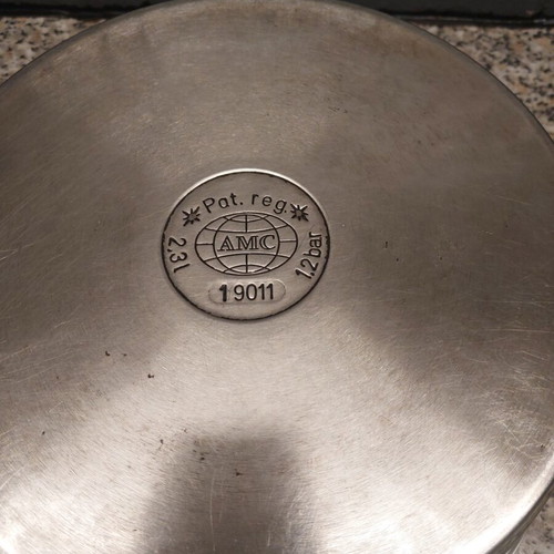 AMC Cooking Pot like new, dimensions 23×9 cm without lid