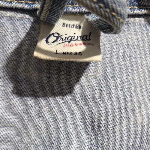 Bershka denim jacket L like new, light blue