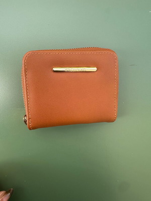 Pocket wallet tampa like new