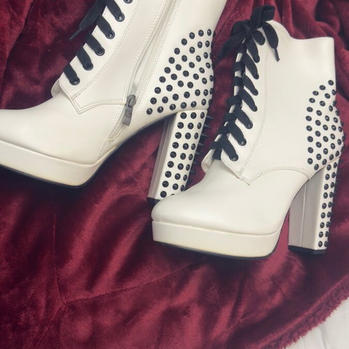 White boots new size 39 with studs