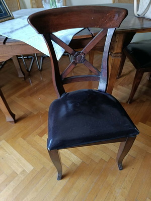 Wooden chair solid wood with leatherette seat, like new, set of 2