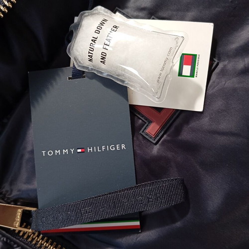 Tommy Hilfiger sleeveless down jacket like new, size L