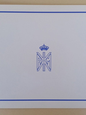 Greeting card of the former royal family like new, year 2015