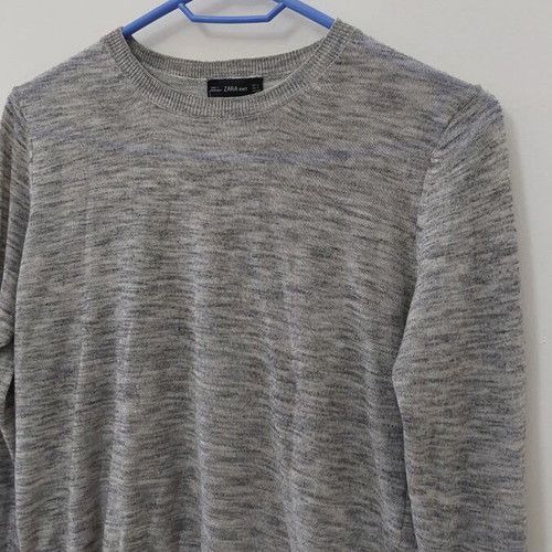 Zara sweater like new, size M, white and gray