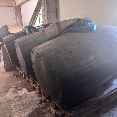 Wine Barrels Used, 4x800L and 4x400L