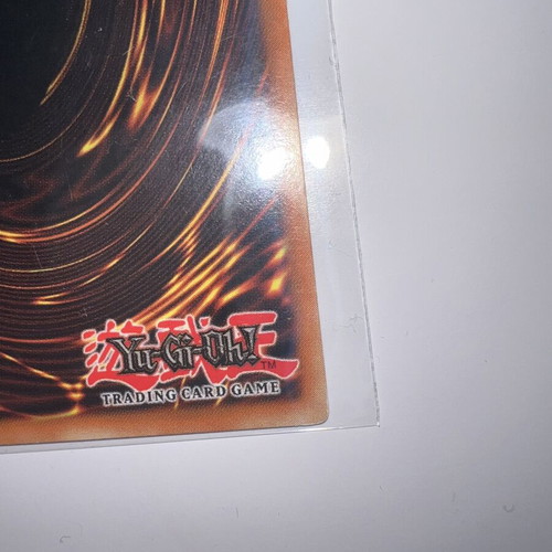 Yu-Gi-Oh! Blue Eyes White Dragon card used, very good condition